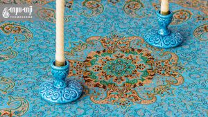 رومیزی ترمه پلی استر 300x169 - قیمت انواع رومیزی ترمه اصل یزد و اصفهان در سال ۱۴۰2